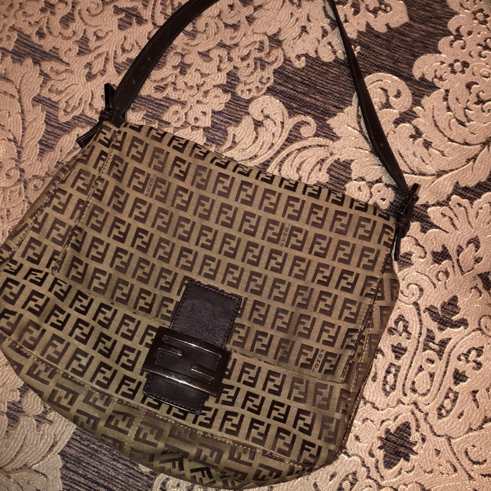 fendi zucca shoulder bag